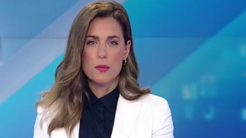 Η αμήχανη στιγμή της Εύας Αντωνοπούλου on air – ΒΙΝΤΕΟ