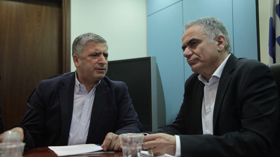 Συνάντηση Σκουρλέτη – ΚΕΔΕ για τη νομοθετική ρύθμιση που αφορά στους συμβασιούχους