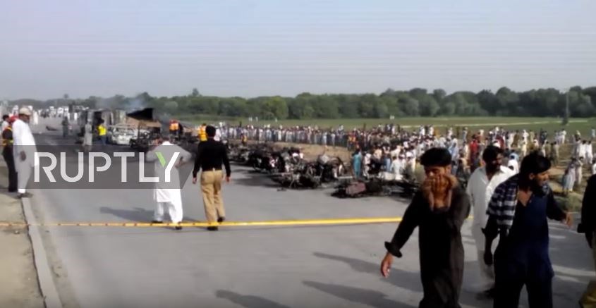 Νέο συγκλονιστικό βίντεο από την τραγωδία με τους 123 νεκρούς στο Πακιστάν – ΒΙΝΤΕΟ