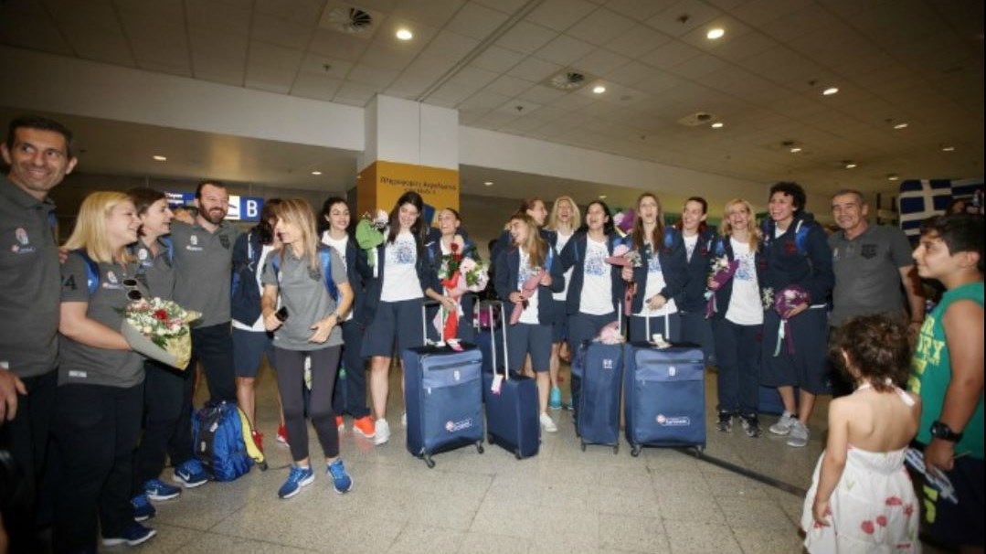 Επέστρεψε στην Αθήνα η Εθνική γυναικών – ΦΩΤΟ
