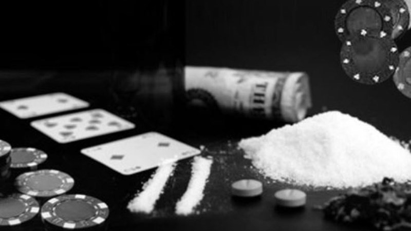 “Τσάκωσαν” και άλλη τραγουδίστρια στο “άντρο” της κοκαΐνης