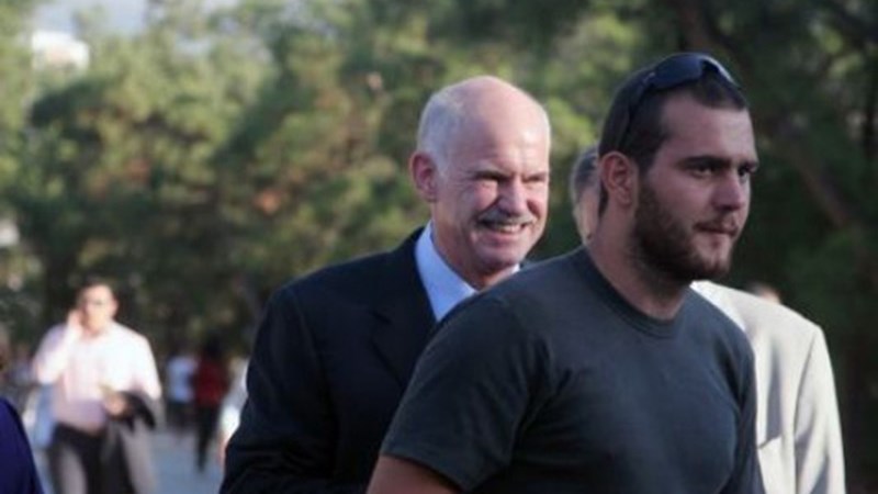 Βελονιστής στην Κρήτη ο γιος του Γιώργου Παπανδρέου