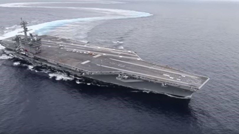 Η μανούβρα αεροπλανοφόρου που έγινε viral – ΒΙΝΤΕΟ