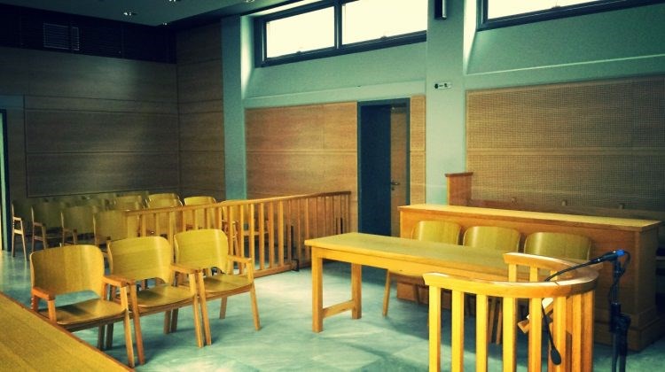 Τρίκαλα: Καταδικάστηκαν 4 άτομα για βιασμό ανήλικης