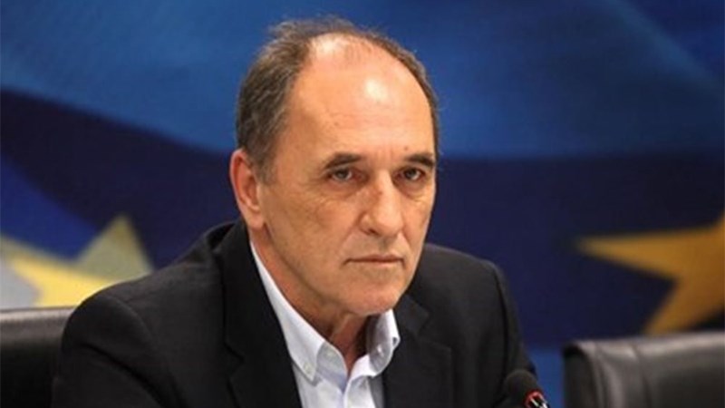 Σταθάκης: Η πρόταση για τους συμβασιούχους είναι η καλύτερη δυνατή που τηρεί τη νομιμότητα