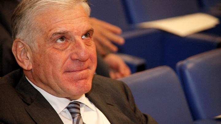 Παραδόθηκε στον Βούτση το πόρισμα της προανακριτικής επιτροπής για τον Παπαντωνίου