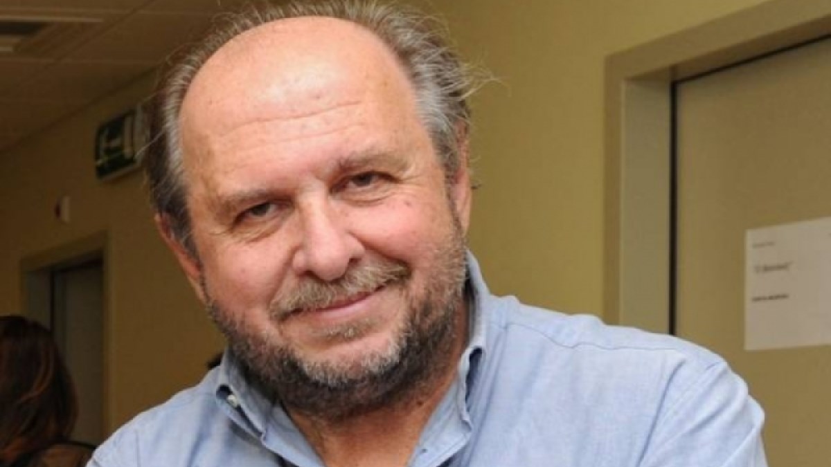 Με απολυτήριο Γυμνασίου οι διευθυντές των ΔΗΠΕΘΕ – Θύελλα αντιδράσεων στον καλλιτεχνικό χώρο