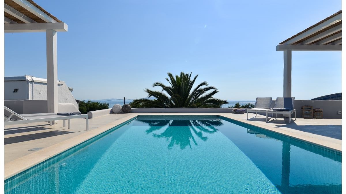 Η απόλυτη καλοκαιρινή ευτυχία βρίσκεται σε μια San Romano Villa