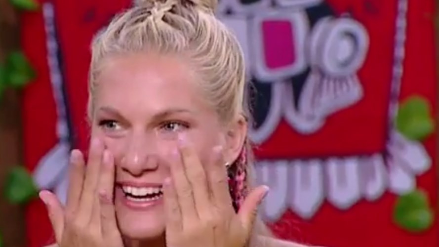 Survivor – Η συγκίνηση της Σάρας on air – ΒΙΝΤΕΟ