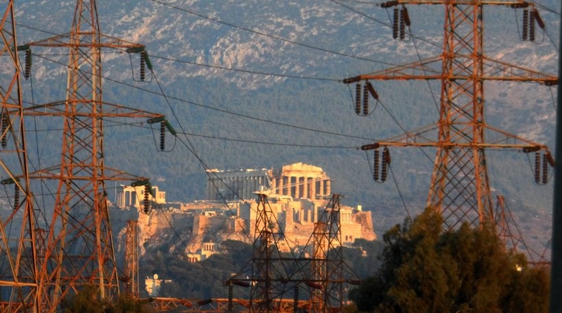 Φόβοι για μπλακ άουτ εν μέσω καύσωνα