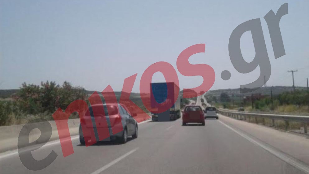 Επικίνδυνη προσπέραση από οδηγό νταλίκας – ΦΩΤΟ αναγνώστη