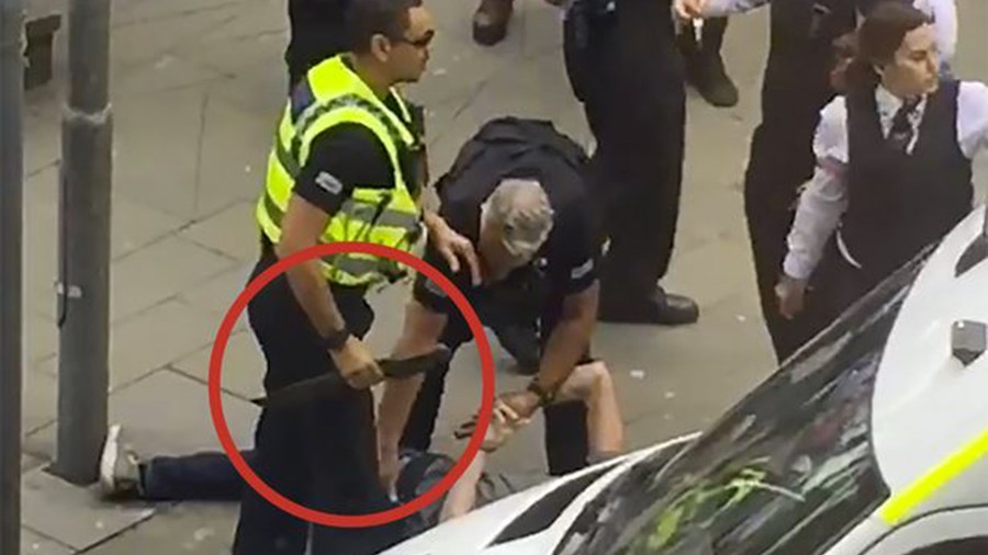 Συναγερμός στο Κάρντιφ – Συνελήφθη άνδρας με μαχαίρι κοντά στο στάδιο που θα τραγουδήσει ο Τζάστιν Μπίμπερ – ΒΙΝΤΕΟ – ΦΩΤΟ