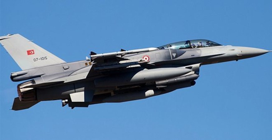 Νέες παραβιάσεις από τουρκικά μαχητικά αεροσκάφη στο Αιγαίο