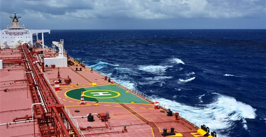 Σύγκρουση δεξαμενόπλοιου με φορτηγό πλοίο στο στενό του Πα-ντε-Καλαί