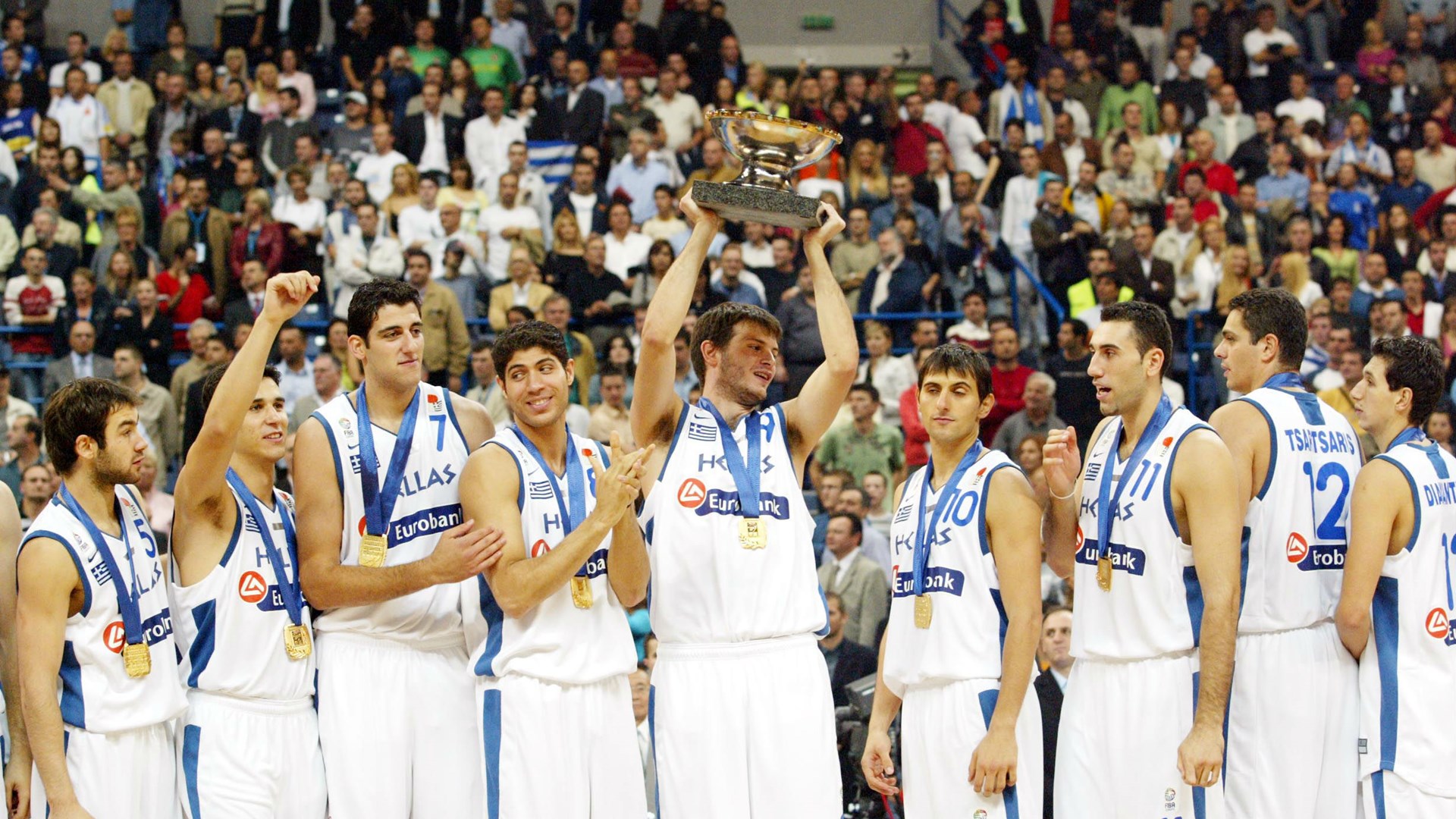 Ο Ζήσης θυμάται την καλύτερη στιγμή του με την εθνική ομάδα – ΒΙΝΤΕΟ