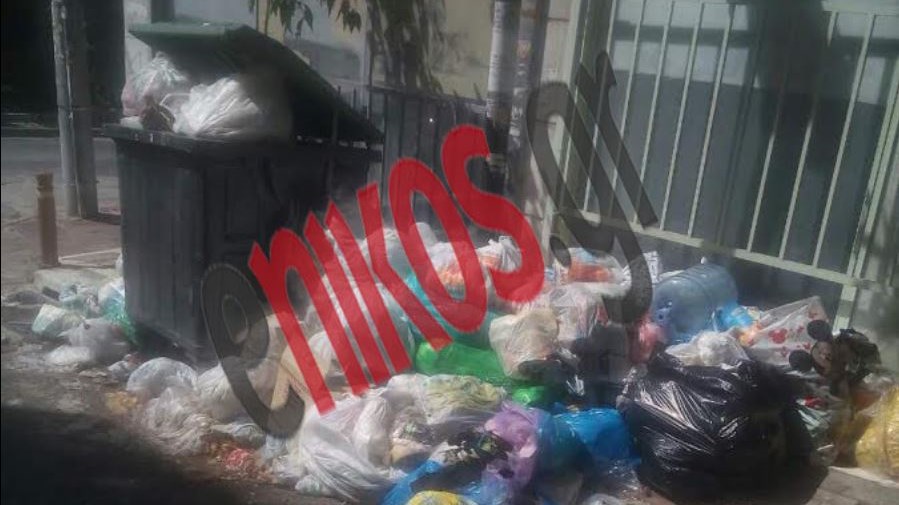 “Βουνό” τα σκουπίδια στη Δάφνη – ΦΩΤΟ αναγνώστη