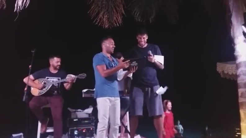 Η ξεχωριστή πρόταση γάμου του Πρίντεζη στην αγαπημένη του Στέλλα – ΒΙΝΤΕΟ