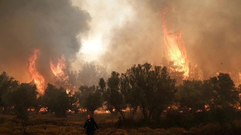 ΓΓΠΠ: Ευνοείται η πρόκληση και η εξάπλωση πυρκαγιών ανά την επικράτεια