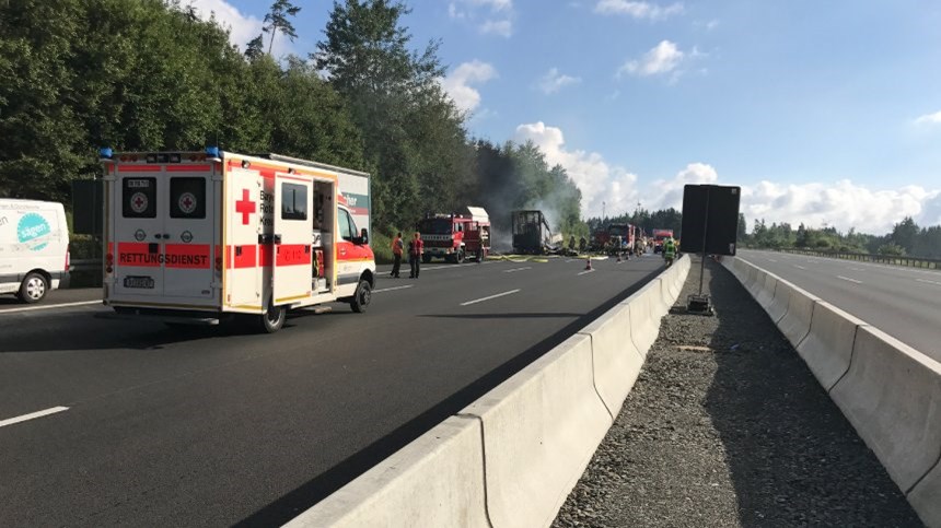 31 τραυματίες και 17 αγνοούμενοι από το τροχαίο στη Γερμανία