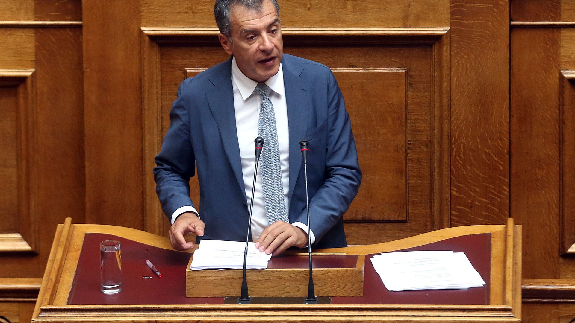 Θεοδωράκης: Να αλλάξουμε εποχή και όχι απλώς κυβέρνηση – ΒΙΝΤΕΟ