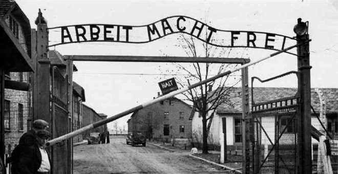 Αυστρία: Στο εδώλιο συνταξιούχος που αρνείται το Ολοκαύτωμα