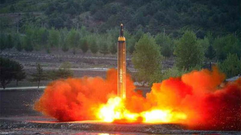 Παγκόσμια ανησυχία – Εκτοξεύσαμε με επιτυχία τον πρώτο διηπειρωτικό πύραυλο δηλώνει η Βόρεια Κορέα