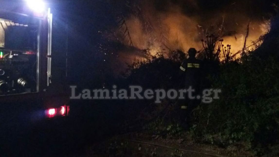 Πανικός στη Λαμία με το τρένο που… άναψε φωτιές – ΦΩΤΟ