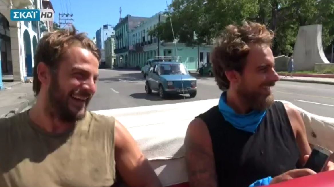 Τα… φλερτ του Ντάνου και του Μάριου Ιωαννίδη στην Κούβα – ΒΙΝΤΕΟ