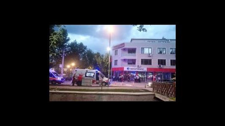 Συναγερμός στην Τουρκία – Ένοπλος σκότωσε αστυνομικό και κρατά όμηρο σε δικαστήριο