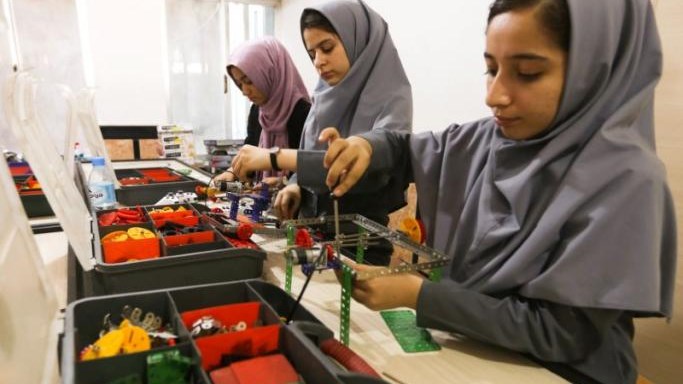 Οι ΗΠΑ αρνήθηκαν την είσοδο στη χώρα σε έξι κορίτσια από το Αφγανιστάν που ήθελαν να λάβουν μέρος σε διεθνή διαγωνισμό ρομποτικής