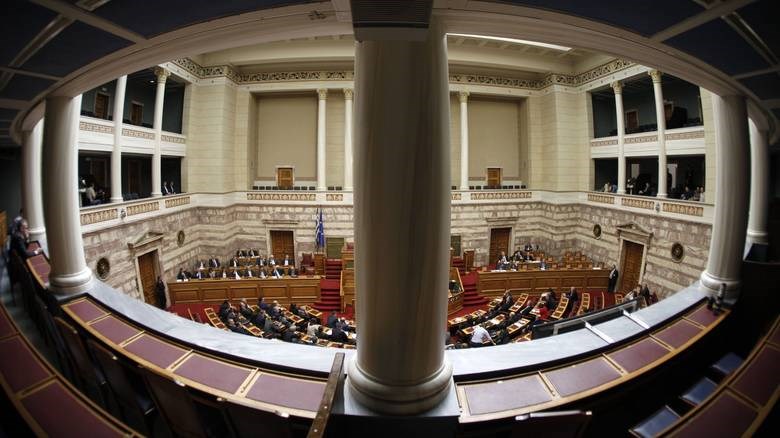 Οι τοποθετήσεις των εισηγητών των κομμάτων στη Βουλή επί του πορίσματος για τον Γιάννο Παπαντωνίου