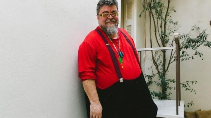 Ο Σταμάτης Κραουνάκης στον Realfm 97,8 για τη μουσική παράσταση “Όλοι ένα” – Φίλα με