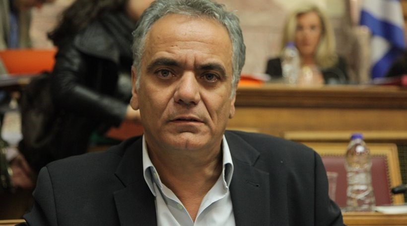 Σκουρλέτης: Το φθινόπωρο η διάταξη για τους συμβασιούχους