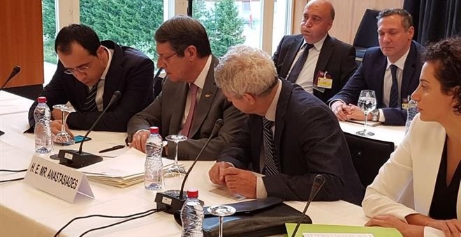 Έληξε χωρίς συμφωνία η Διάσκεψη για το Κυπριακό – Αμετακίνητη η Τουρκία στις θέσεις της