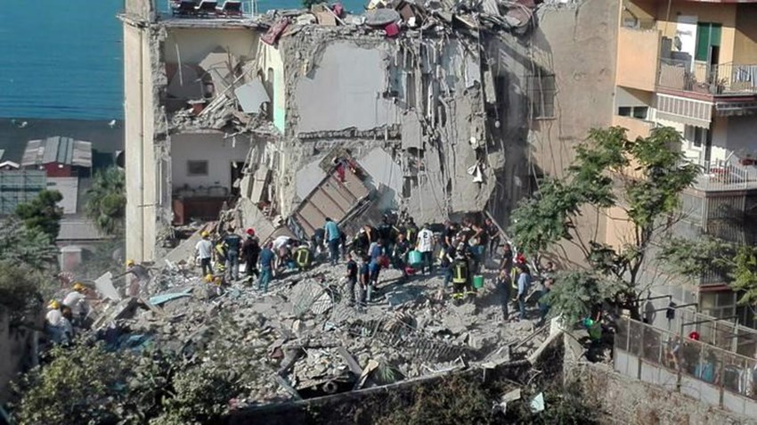 Δύο νεκροί από την κατάρρευση κτιρίου κοντά στη Νάπολη