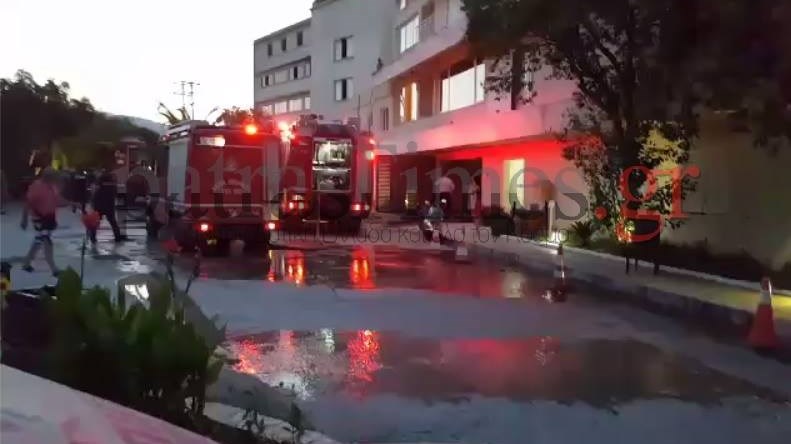 Στο νοσοκομείο 4 άτομα από τη φωτιά στο ξενοδοχείο