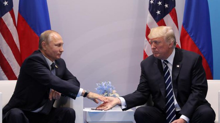 Τι αποκάλυψε ο Τραμπ για τη συνάντηση του με τον Πούτιν
