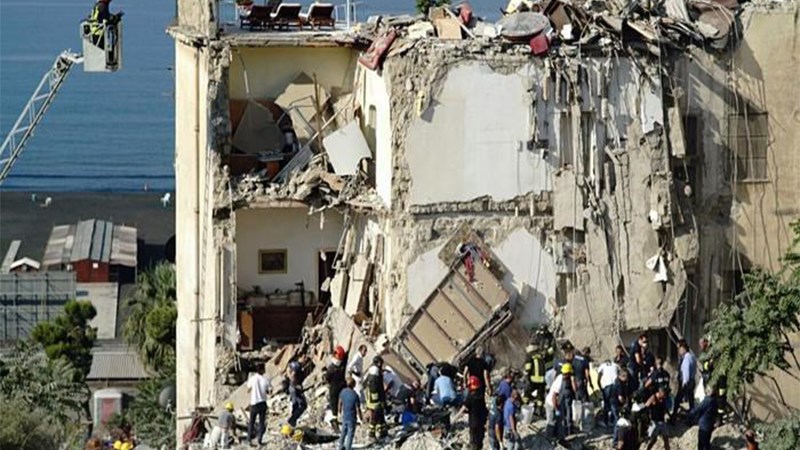 Τραγωδία στο κτίριο που κατέρρευσε κοντά στη Νάπολη – Νεκροί και οι 8 ένοικοι