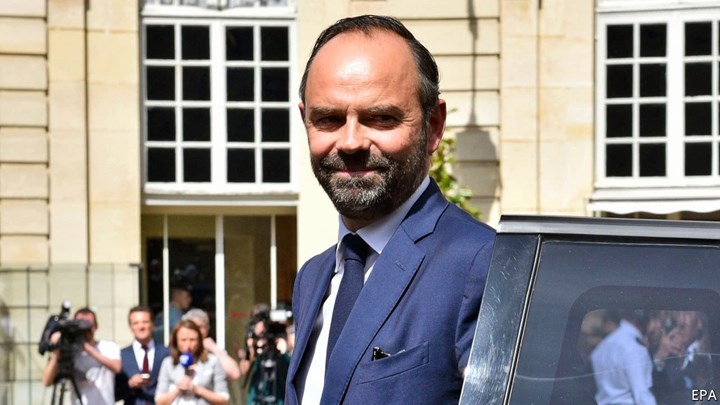 Μείωση φόρων κατά 7 δισ. ευρώ προανήγγειλε ο Γάλλος πρωθυπουργός