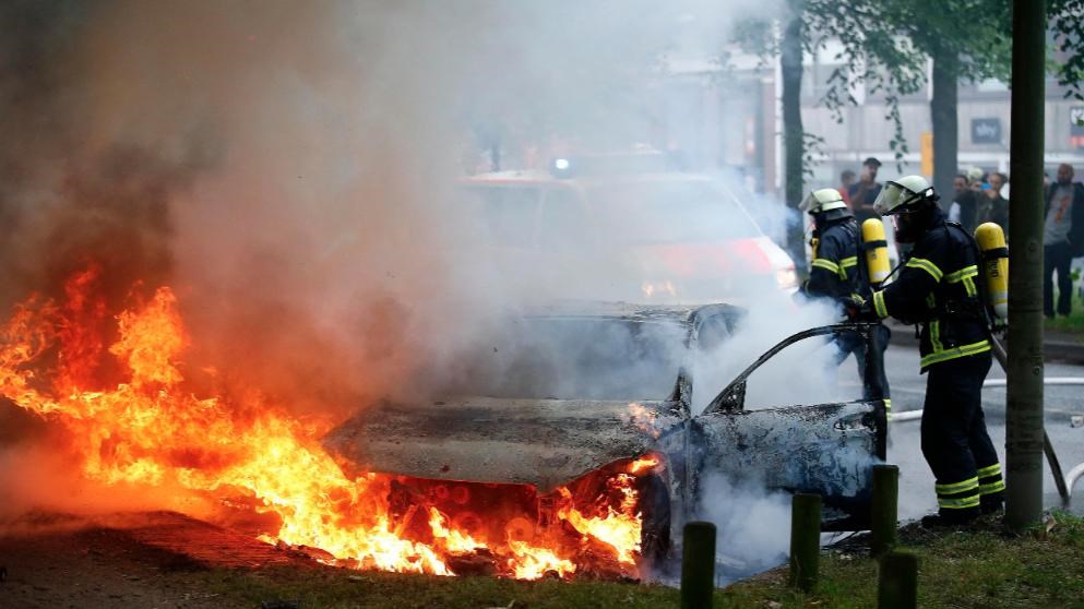 Νέες συγκρούσεις σήμερα το πρωί μεταξύ διαδηλωτών και αστυνομίας στο Αμβούργο