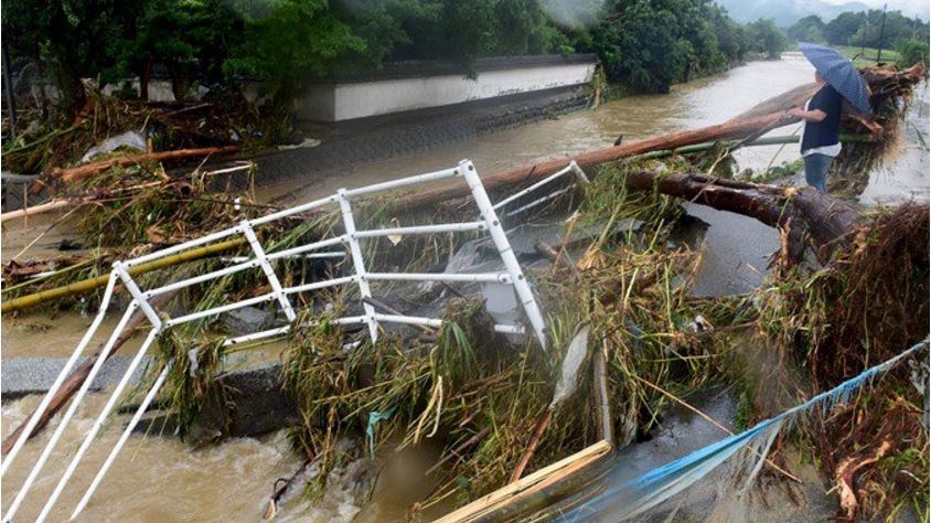 Στους 20 οι νεκροί από τις πλημμύρες στην Ιαπωνία