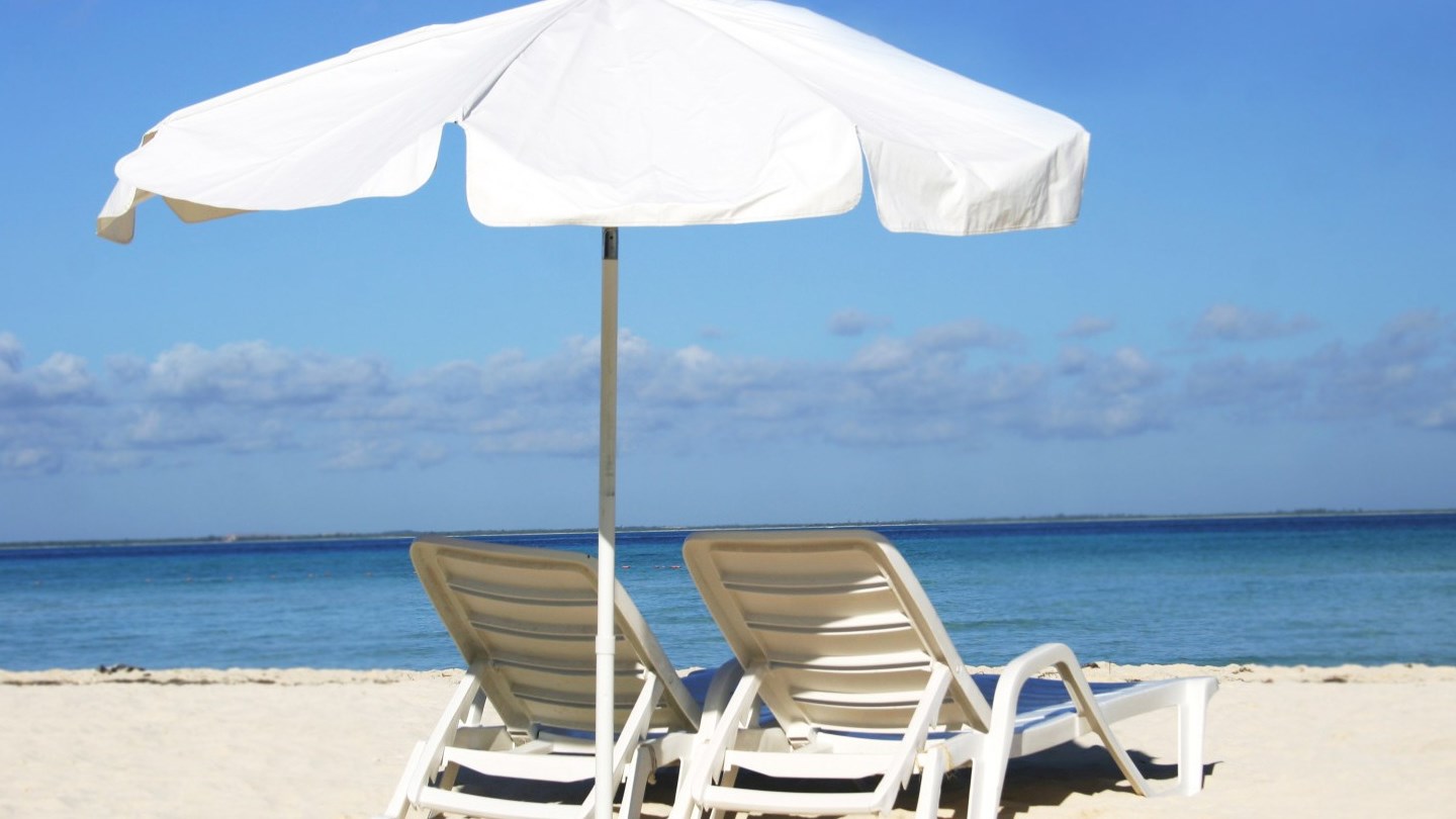 Πώς να επιλέξετε ομπρέλα για την παραλία