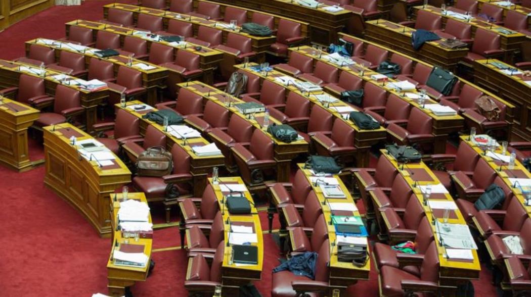 Έλληνας βουλευτής αποκαλύπτει: Αν ήμουν νεότερος θα πήγαινα στο Survivor