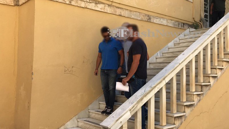 Υποβασταζόμενος στον Εισαγγελέα ο 85χρονος που σκότωσε τον γιο του – ΦΩΤΟ