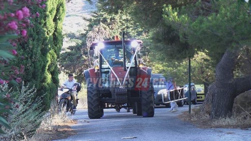 Πήγαν στον γάμο τους με… τρακτέρ – ΒΙΝΤΕΟ