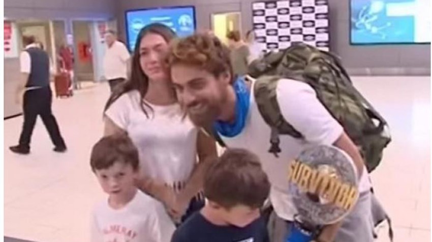 Survivor – Χαμός στο αεροδρόμιο της Κύπρου με την άφιξη του Μάριου Ιωαννίδη – ΒΙΝΤΕΟ