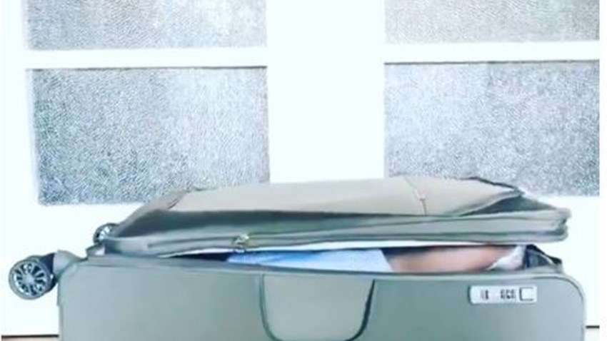 Η Σμαράγδα Καρύδη χωράει σε… βαλίτσα – Το ξεκαρδιστικό βίντεο που ανέβασε στο Instagram