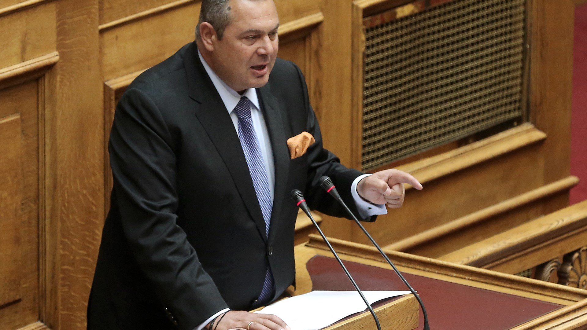 Ο Καμμένος στον Μητσοτάκη: Σας θυμίζω το δάκρυ του Καραμανλή, εσείς αλλάξατε τη θέση της ΝΔ για το Μακεδονικό – ΒΙΝΤΕΟ