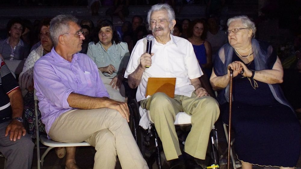 Θλίψη στη Λέσβο – «Έφυγε» ο «κυρ-Κώστας», ο μακροβιότερος δήμαρχος Μήθυμνας