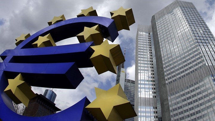 Η Κομισιόν για την Ελλάδα: Τέλος στη διαδικασία υπερβολικού ελλείμματος